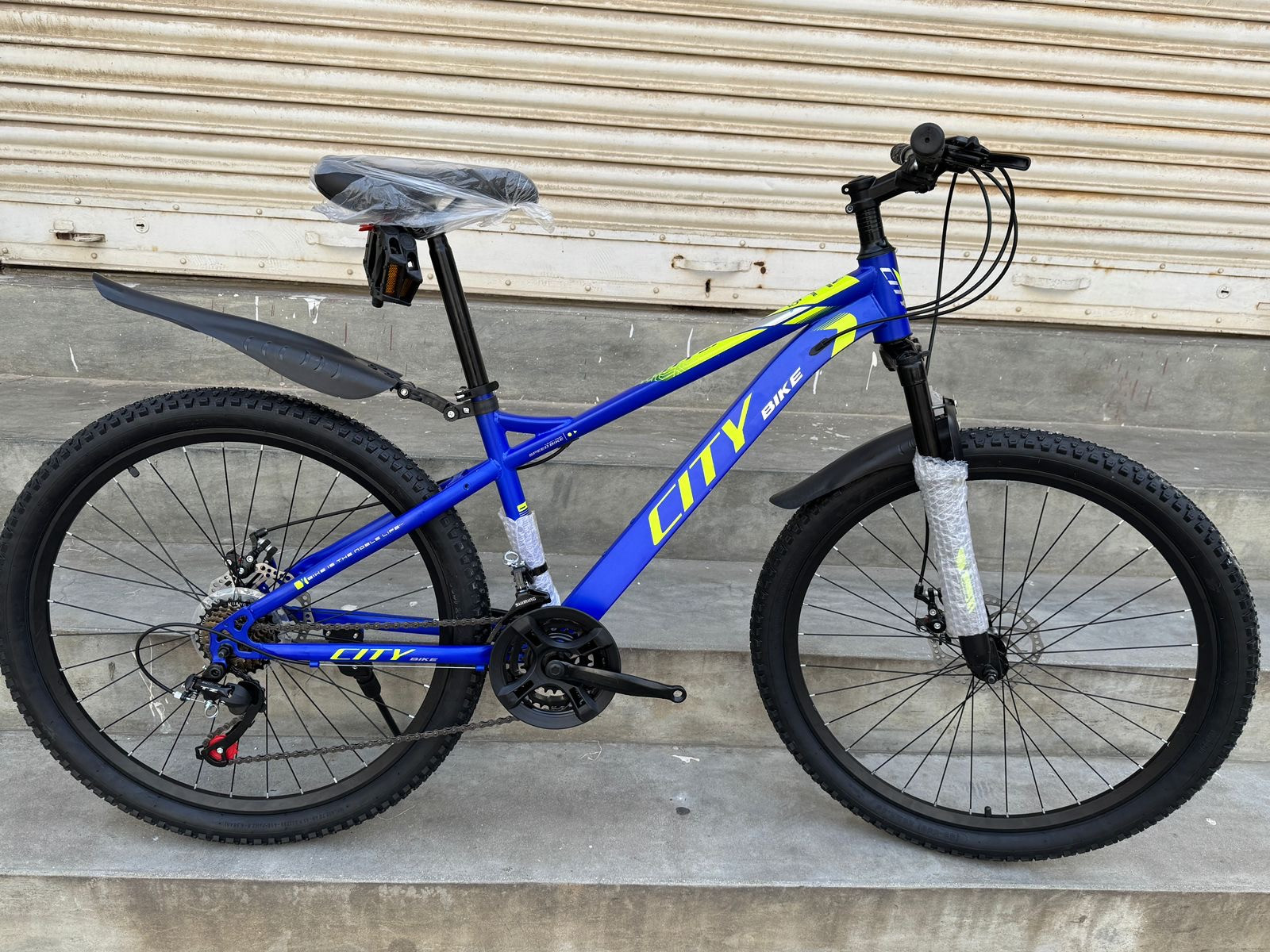 Cycle 24" Gear City bike (12Yrs Above) (Price; 11,500)